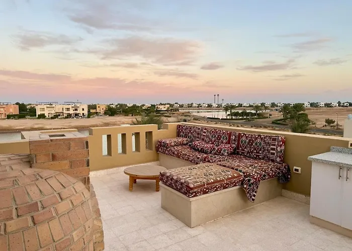 Picturesque 3br Villa- Free Lagoon Access Elgouna فيلة الغردقة